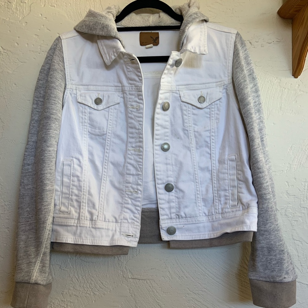 American eagle hoodie jean jacket 😍